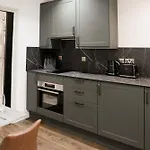 Lovely Flat On Bath Road - Flat 2 Appartamento *