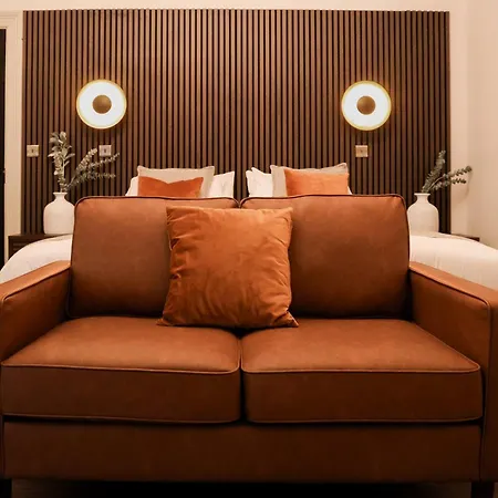 Lovely Flat On Bath Road - Flat 2 * Bristol