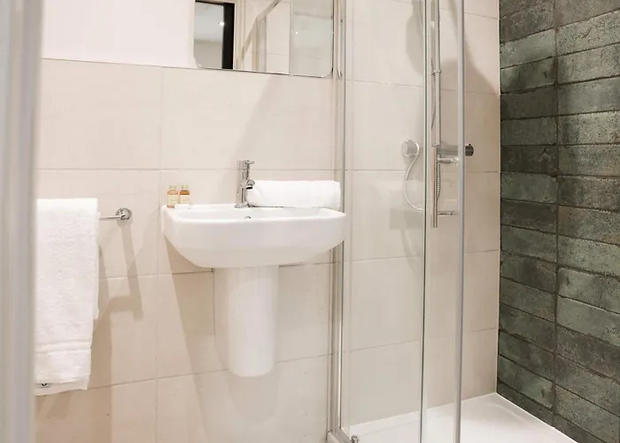 Lovely Flat On Bath Road - Flat 2 Apartment Bristol