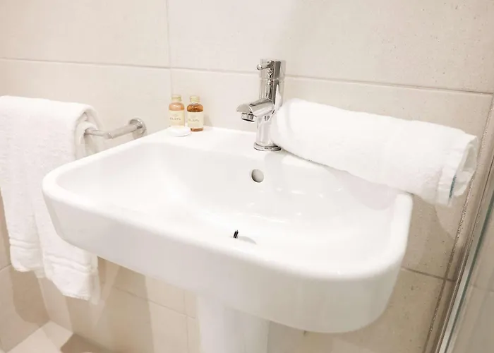 Apartament Lovely Flat On Bath Road - Flat 2