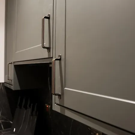 Lovely Flat On Bath Road - Flat 2 Apartmán